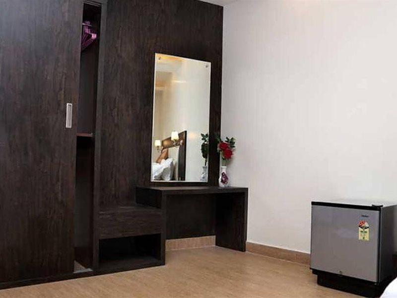 Hotel Vinayak Lifestyle Hotels لاكناو المظهر الخارجي الصورة