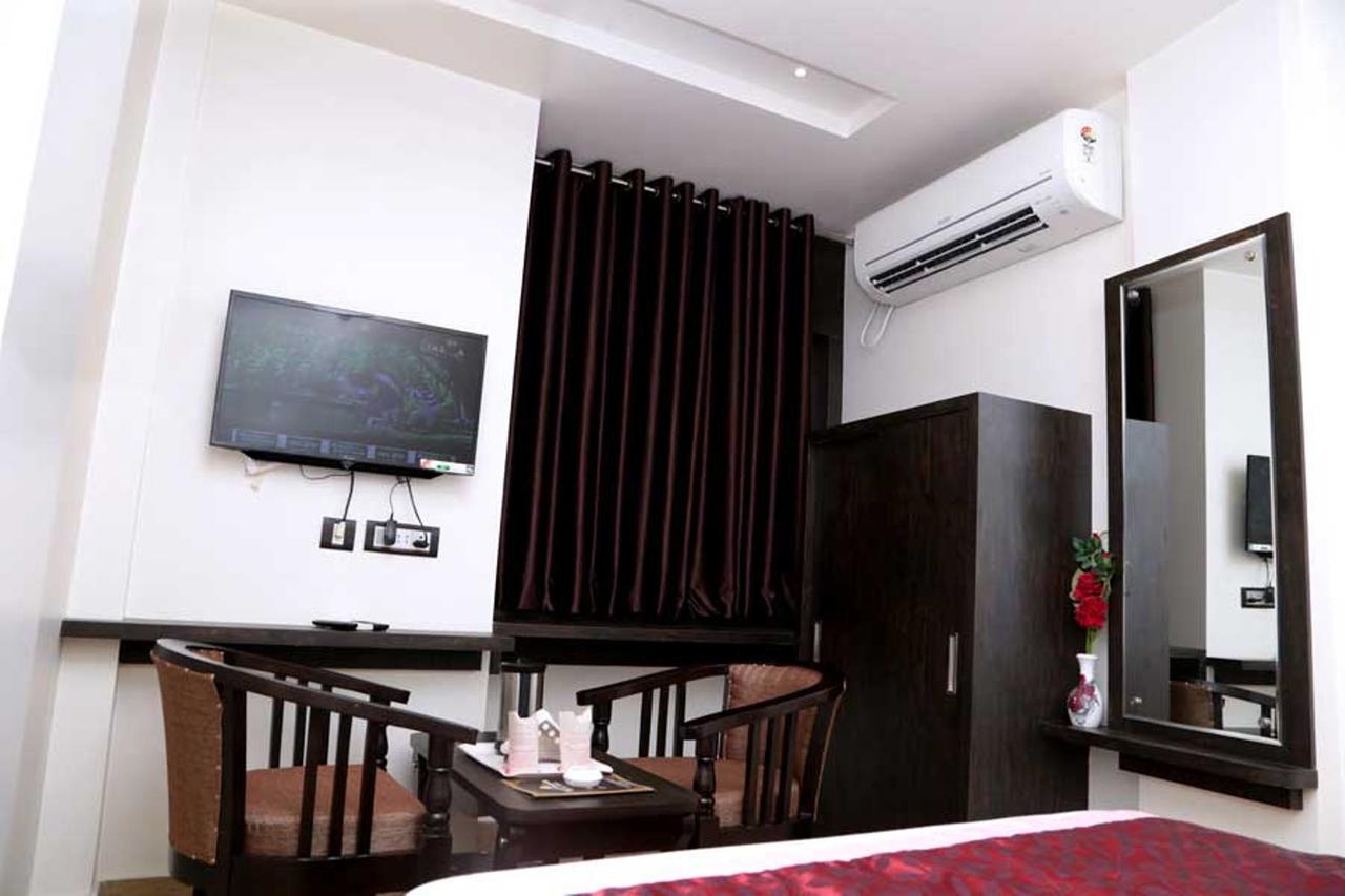 Hotel Vinayak Lifestyle Hotels لاكناو المظهر الخارجي الصورة